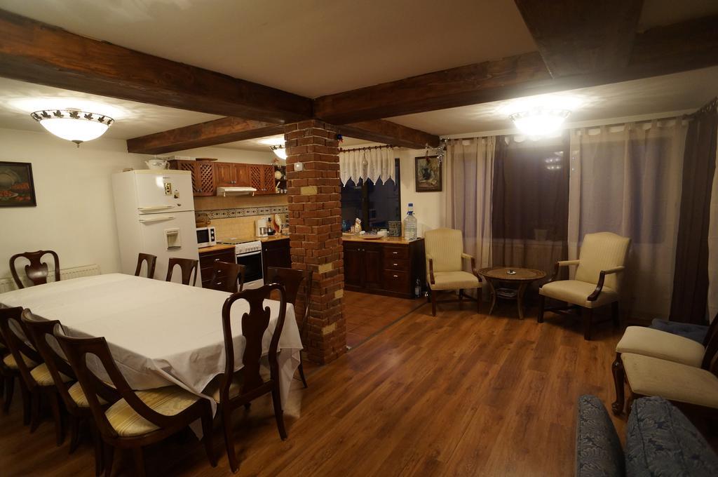 Casa Paltinu Pensión *